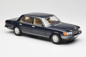 Mercedes 450 SEL 6.9 W116 Bleu Foncé Revell 1:18 8956 Métal — image 6 sur 8