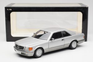 Mercedes 500 SEC C126 Argent AUTOart 1:18 76212 Métal — image 8 sur 8