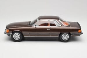 Mercedes 500 SLC C107 Beige Metallic KK-Scale 1:18 KKDC180851 Métal — image 3 sur 6
