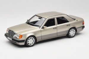 Mercedes 500E W124 Smoke Silver Édition Concessionnaire Norev 1:18 B66040724 Métal