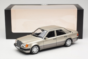 Mercedes 500E W124 Smoke Silver Édition Concessionnaire Norev 1:18 B66040724 Métal — image 8 sur 8