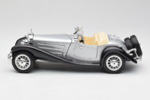 Mercedes 500K Roadster Argent Bburago 1:18 3020-M1 Métal — image 4 sur 8