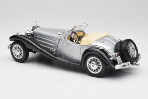 Mercedes 500K Roadster Argent Bburago 1:18 3020-M1 Métal — image 7 sur 8