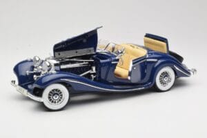 Mercedes 500K Special Roadster Bleu Maisto 1:18 56059 Métal — image 2 sur 8