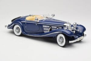 Mercedes 500K Special Roadster Bleu Maisto 1:18 56059 Métal — image 6 sur 8