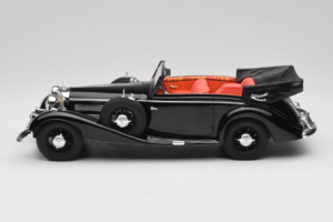 Mercedes 540K Cabriolet Noir Cult Models 1:18 CML184-1 Métal — image 3 sur 6