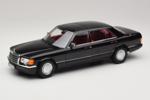 Mercedes 560 SEL W126 Noir Avec Intérieur Rouge Norev 1:18 183788 Métal