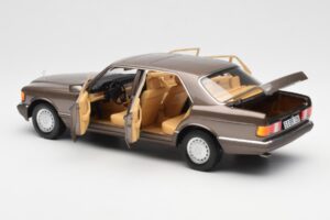 Mercedes 560 SEL W126 Impala Marron Édition Concessionnaire Norev 1:18 B66040646 Métal — image 5 sur 8