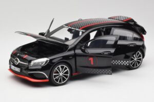 Mercedes A-Class W176 AMG Noir Norev 1:18 183596 Métal — image 2 sur 8