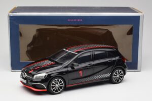 Mercedes A-Class W176 AMG Noir Norev 1:18 183596 Métal — image 8 sur 8