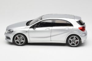 Mercedes A-Class W176 Polar Argent Norev 1:18 B66960139 Métal — image 4 sur 8