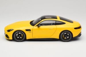 Mercedes AMG GT 43 C192 Turbo Sun Yellow NZG 1:18 B66960587 Métal — image 4 sur 8