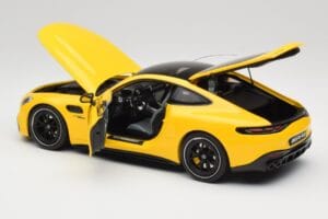 Mercedes AMG GT 43 C192 Turbo Sun Yellow NZG 1:18 B66960587 Métal — image 5 sur 8