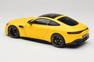 Mercedes AMG GT 43 C192 Turbo Sun Yellow NZG 1:18 B66960587 Métal — image 7 sur 8