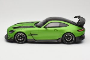 Mercedes AMG GT C190 Black Series Green Hell Magno Minichamps 1:18 155032020 Métal — image 3 sur 6