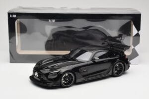 Mercedes AMG GT C190 Black Series Jet Black Metallic Minichamps 1:18 155032024 Métal — image 6 sur 6