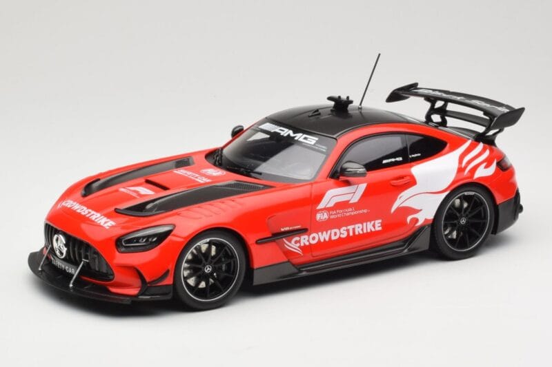 Mercedes AMG GT C190 Black Series Safety Car F1 2022 Minichamps 1:18 155032090 Métal