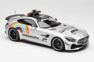 Mercedes AMG GT R C190 Safety Car F1 2020 Minichamps 1:18 155036092 Métal — image 4 sur 6
