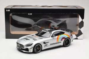 Mercedes AMG GT R C190 Safety Car F1 2020 Minichamps 1:18 155036092 Métal — image 6 sur 6