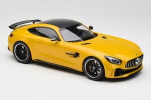 Mercedes AMG GT R C190 Jaune Minichamps 1:18 155036021 Métal — image 4 sur 6