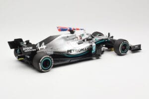 Mercedes AMG Petronas W10 #44 L. Hamilton Winner British GP 2019 Minichamps 1:18 110191044 Métal — image 2 sur 6