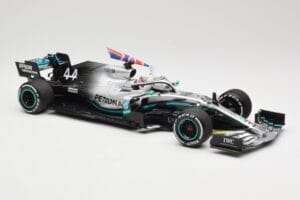 Mercedes AMG Petronas W10 #44 L. Hamilton Winner British GP 2019 Minichamps 1:18 110191044 Métal — image 4 sur 6