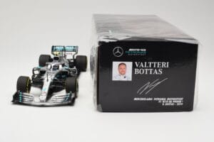 Mercedes AMG Petronas W10 #77 V. Bottas F1 2019 Minichamps 1:18 110190077 Métal — image 6 sur 6