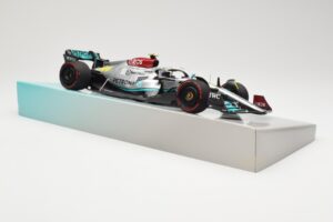 Mercedes AMG Petronas W13 E Performance #44 L. Hamilton 2022 Minichamps 1:18 113220044 Métal — image 4 sur 6