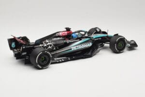 Mercedes AMG Petronas W15 E Performance #63 G. Russell Winner Austrian GP 2024 Minichamps 1:18 110241163 Métal — image 2 sur 6