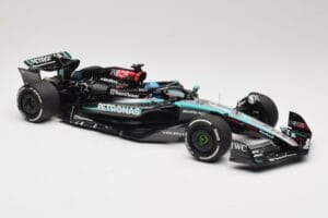 Mercedes AMG Petronas W15 E Performance #63 G. Russell Winner Austrian GP 2024 Minichamps 1:18 110241163 Métal — image 4 sur 6