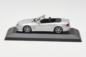 Mercedes AMG SL63 R230 Argent Minichamps 1:43 B66960018-R Métal