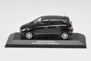 Mercedes B-Class W245 Auto-École Noir Minichamps 1:43 MB005 Métal