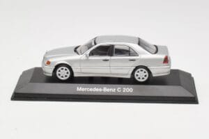 Mercedes C 200 W202 Iridium Silver Minichamps 1:43 B66040488 Métal