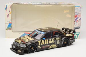 Mercedes C-Class W202 #3 J. van Ommen AMG Mercedes Team DTM 1995 UT Models 1:18 180953303 Métal — image 8 sur 8