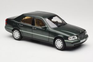 Mercedes C-Class W202 Malachite Green Norev 1:18 183372 Métal — image 4 sur 8