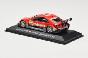 Mercedes C-Class W203 #2 B. Schneider DTM 2006 Minichamps 1:43 B66962252 Métal — image 3 sur 4