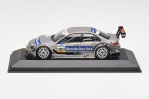 Mercedes C-Class W204 #9 B. Spengler DTM 2009 Minichamps 1:43 400093909 Métal