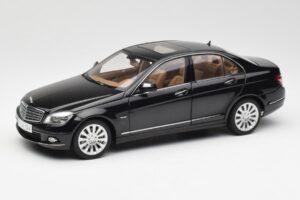 Mercedes C-Class W204 Obsidian Noir AUTOart 1:18 B66962365 Métal