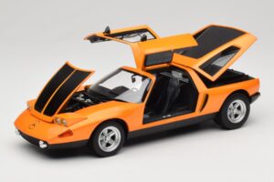 Mercedes C111 II White Autumn Metallic Norev 1:18 183050 Métal — image 2 sur 10