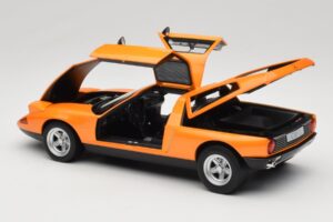 Mercedes C111 II White Autumn Metallic Norev 1:18 183050 Métal — image 5 sur 10