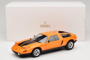 Mercedes C111 II White Autumn Metallic Norev 1:18 183050 Métal — image 10 sur 10