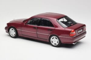 Mercedes AMG C36 W202 Almandine Rouge Norev 1:18 B66040706 Métal — image 7 sur 8