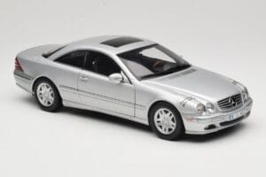 Mercedes CL 500 C215 Argent AUTOart 1:18 B66962152 Métal — image 6 sur 8