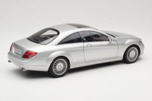 Mercedes CL-Class C216 Argent AUTOart 1:18 76164 Métal — image 3 sur 8