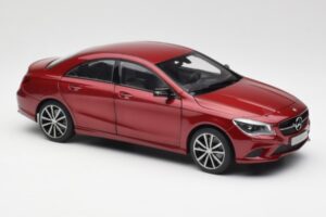 Mercedes CLA C117 Designo Patagonia Rouge Métallisé Norev 1:18 B66960131 Métal — image 6 sur 8