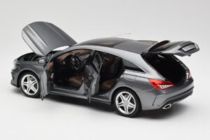 Mercedes CLA C117 Mountain Gris Norev 1:18 B66960351 Métal — image 5 sur 8