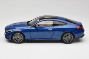 Mercedes CLE Coupé C236 Bleu Norev 1:18 B66960597 Métal — image 4 sur 8