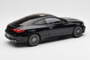 Mercedes CLE C236 Coupe Obsidian Noir Métallique Norev 1:18 183937 Métal — image 3 sur 8