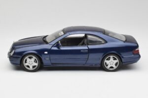 Mercedes CLK 55 AMG C209 Bleu Métallique Anson 1:18 30343 Métal — image 4 sur 8