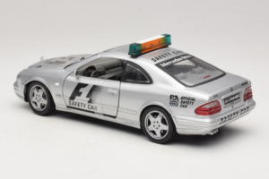 Mercedes AMG CLK 55 F1 Safety Car Maisto 1:18 B66005234 Métal — image 5 sur 6